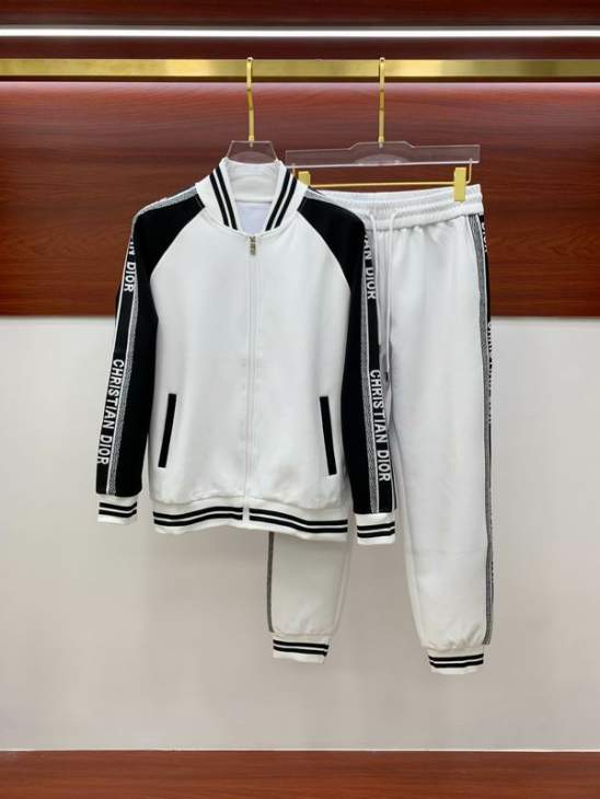 Picture of Dior Sweater Suits _SKUDiorM-3XLomtr0338505